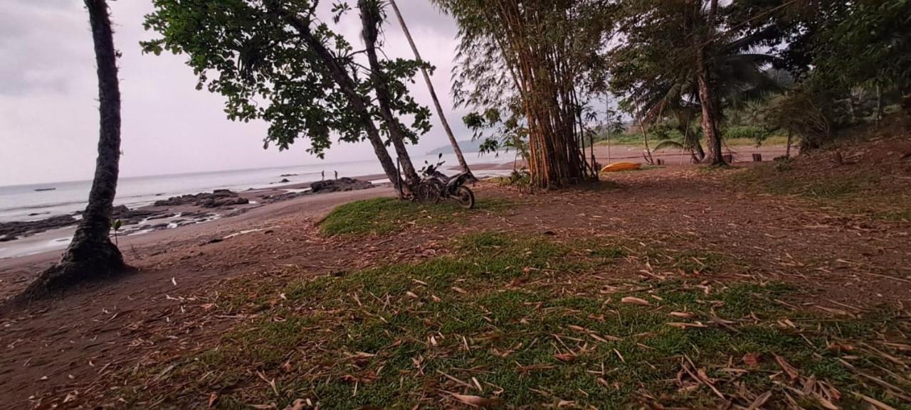 Hostel Hook And Cook Drake Bay Bagian luar foto
